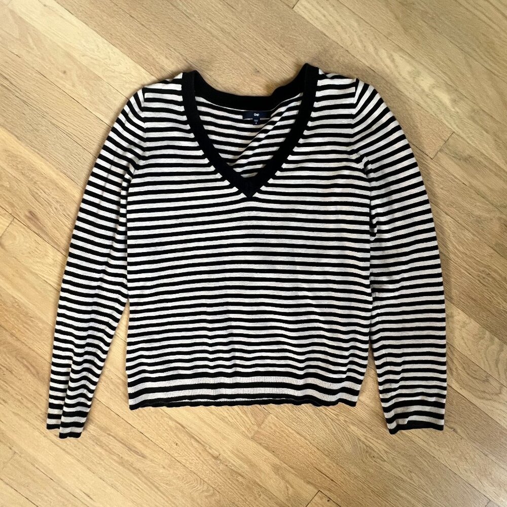 Gap Womens V-Neck Sweater Black White Stripes Sz L